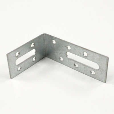 kwaliteit  Rust Resistant Galvanized Angle Brackets For Building Installation fabriek