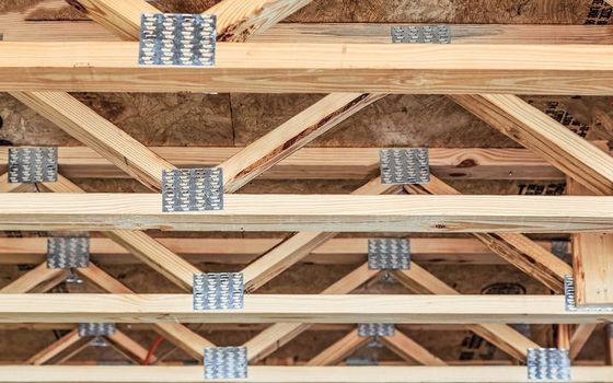 Gegalvaniseerde traceringsbeugels voor verbindingen van tracerings- tot rafterhout